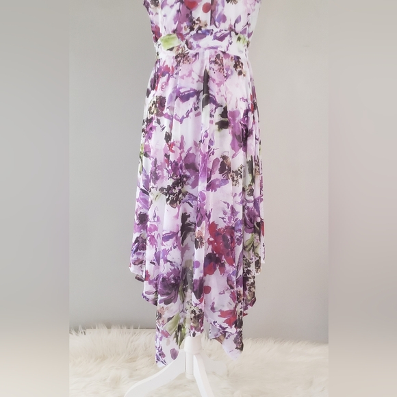 Simply Vera Vera Wang Floral Pleated Sleeveless A-Line Dress - Picture 9 of 13